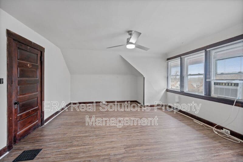 Cincinnati Condo: 816 Windham Avenue