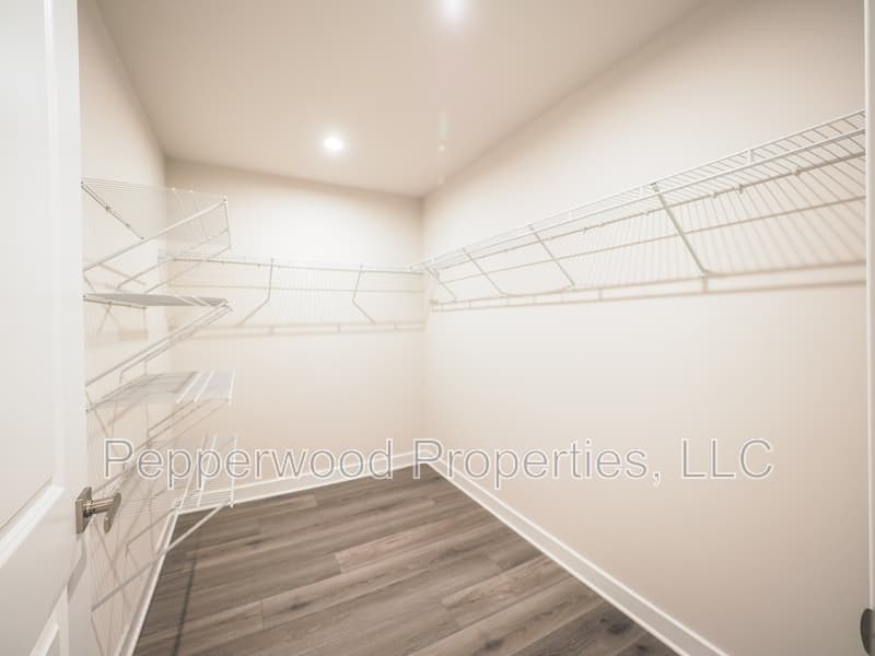 Spartanburg House: 4555 Duparc Way