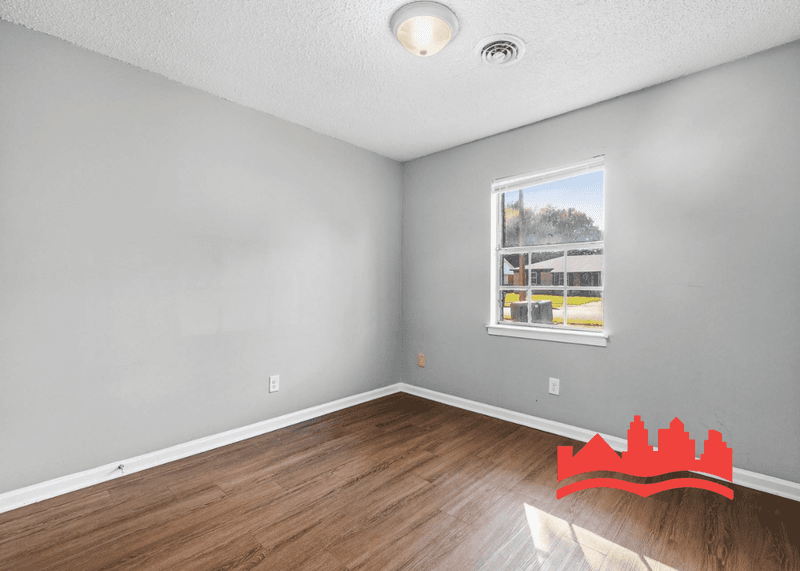 Bartlett House: 3915 Clover Hill Dr