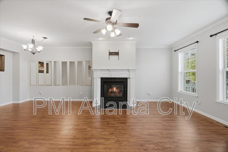 Suwanee Townhome: 4428 Grove Field Park NW