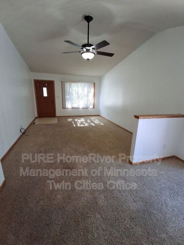 Rochester Townhome: 3325 7th St NW