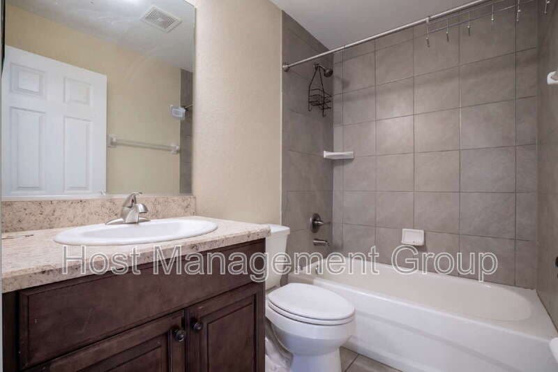 Ocala House: 2875 SW 162nd Street Road
