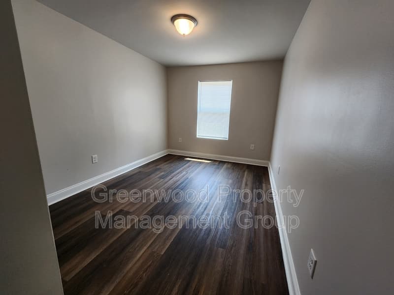 High Point Condo: 414 Whiteoak Street