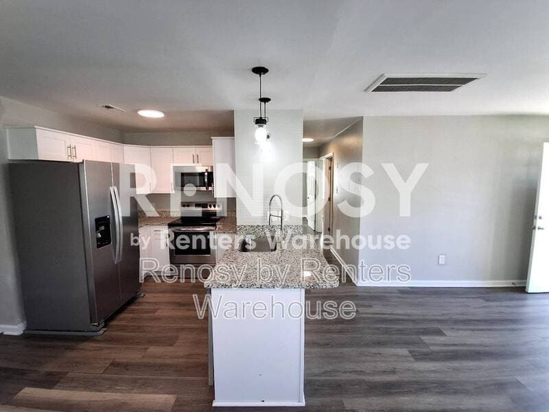 Norfolk House: 7120 Clarion Lane