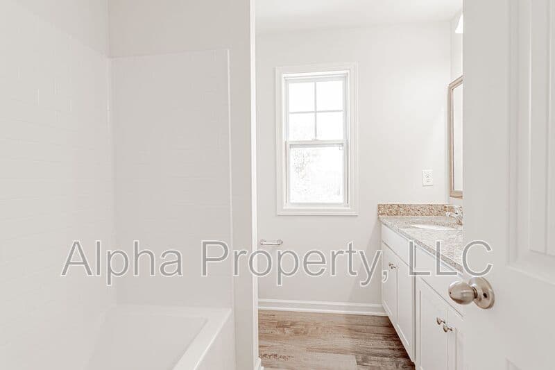 Greer House: 328 Trail Branch Ct