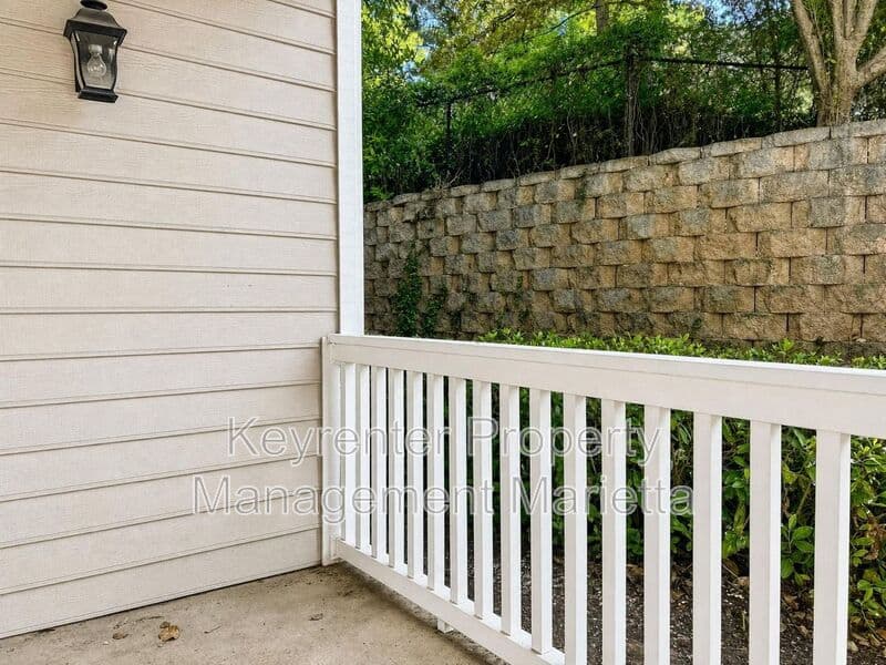 Atlanta House: 1250 Parkwood Cir. SE