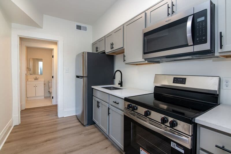 Birmingham House: 1215 15th Avenue S