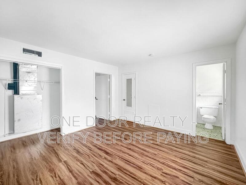 Williamsburg Condo: 732 Scotland Street