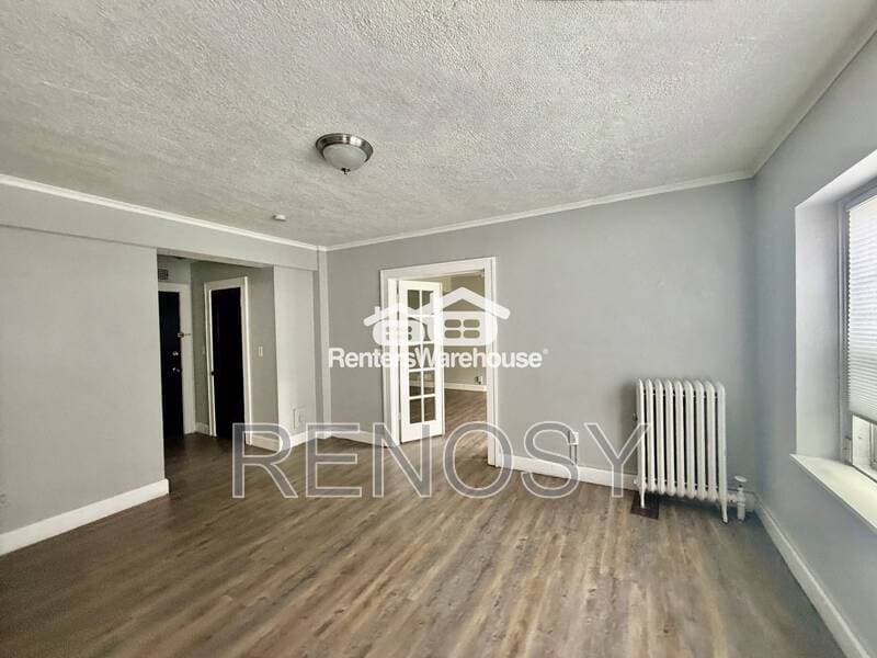 Des Moines Condo: 3607 Ingersoll Ave
