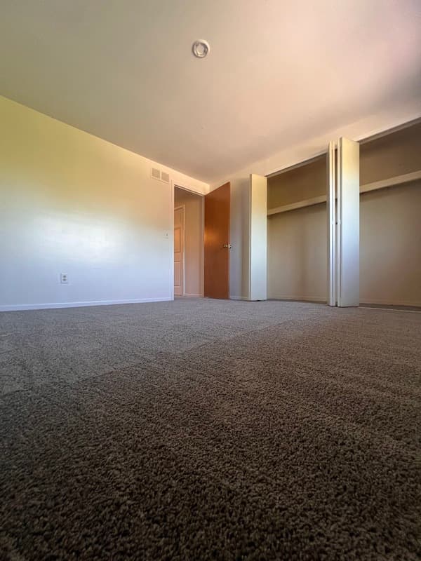 Southfield House: 26716 Summerdale - 1