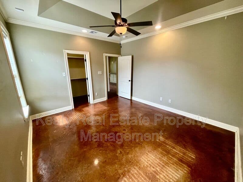 Lafayette House: 115 Barataria Bay