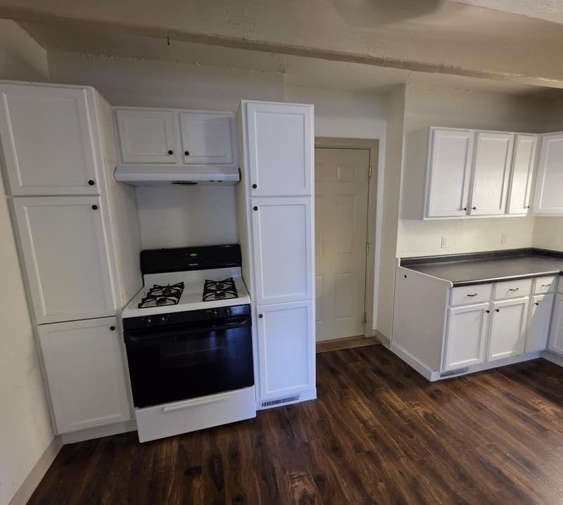 Oshkosh Condo: 632 Bay Shore Drive - Lower