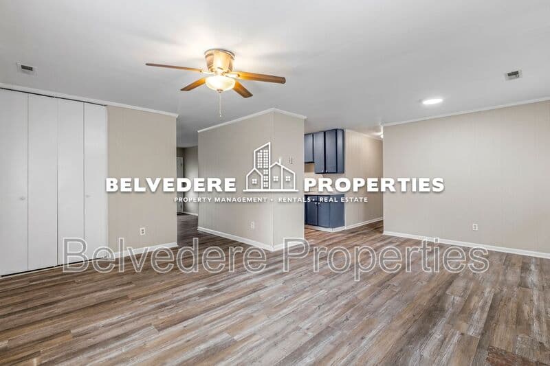Greensboro House: 3005 Kilkenny Ave