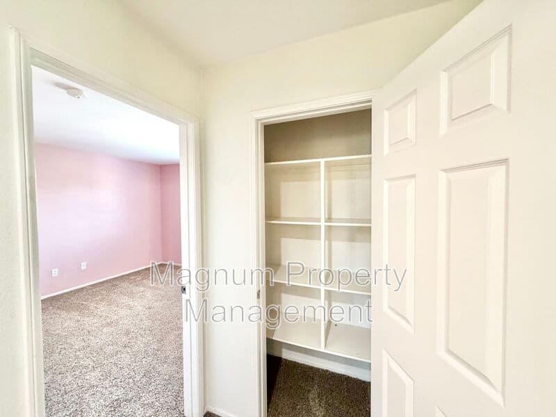 Temecula House: 46383 Vianne Ct