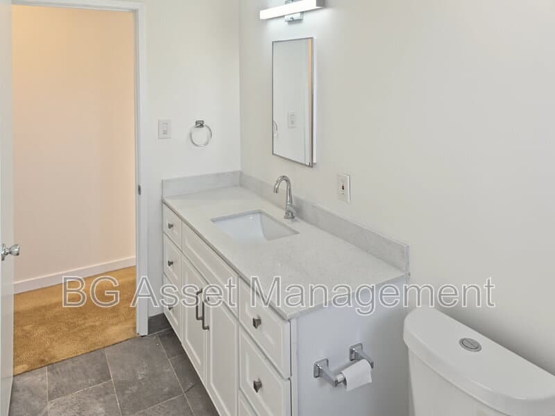Richmond Condo: 5308 Columbia Ave