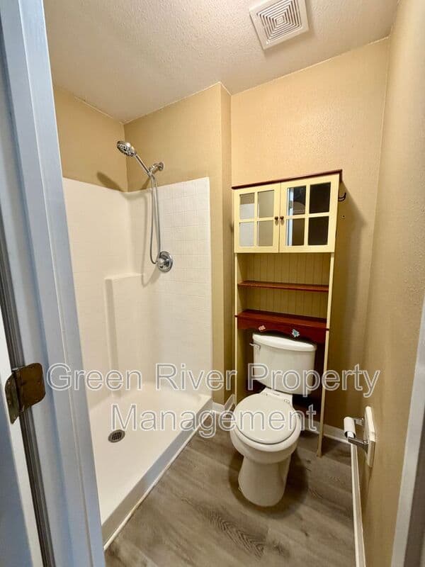 Jacksonville House: 8311 Oak Crossing Drive West