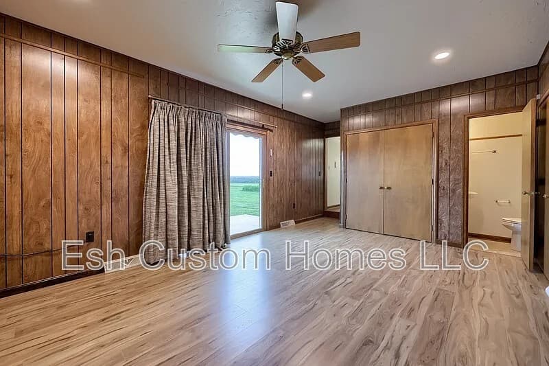 Lancaster House: 2208 Forry Road