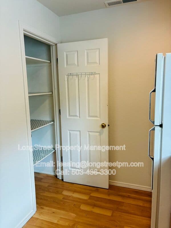 Corvallis Condo: 2349 NW Hummingbird Dr