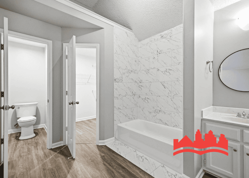 Cordova House: 8937 Chimneyrock Blvd