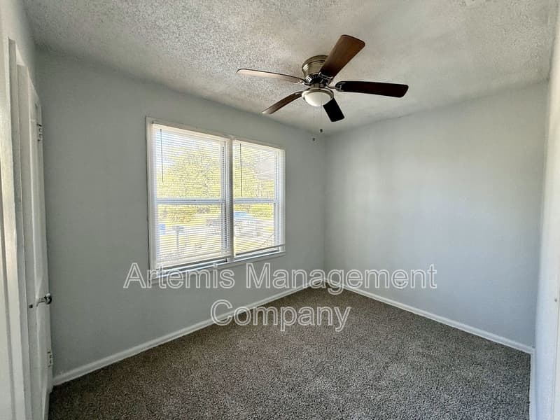 Jacksonville House: 1138 Saratoga Boulevard