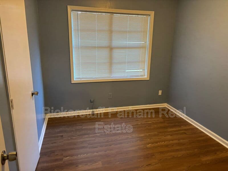 Columbus House: 4518 Moline Avenue