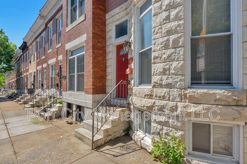 Baltimore Townhome: 2534 McCulloh Street