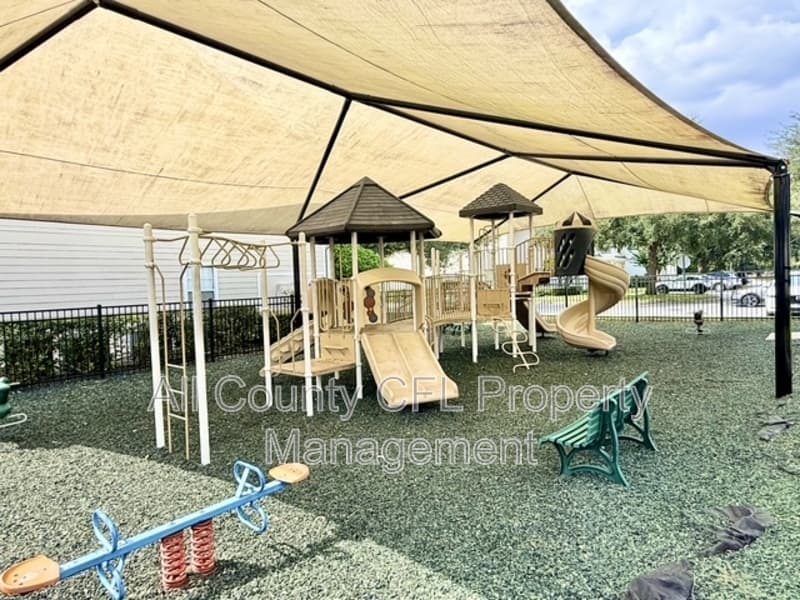 Winter Garden Condo: 417 Southern Pecan Circle