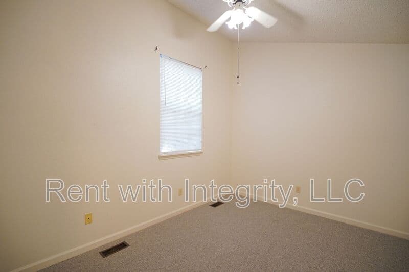 Tallahassee House: 2335 Parrot Lane