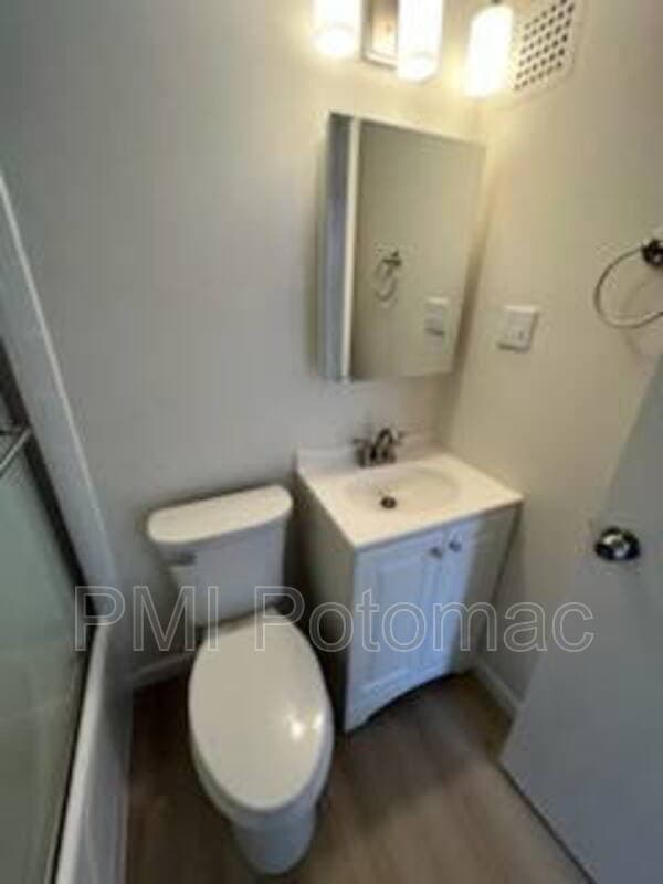 Washington Condo: 2501 Calvert Street Northwest