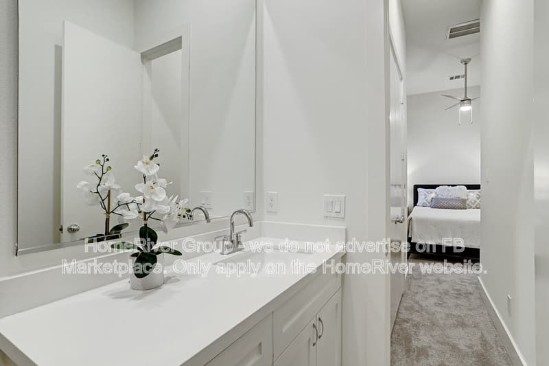 Houston House: 2914 Cline St