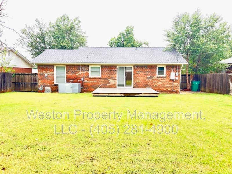 Oklahoma City House: 2725 Northwest 64th Street