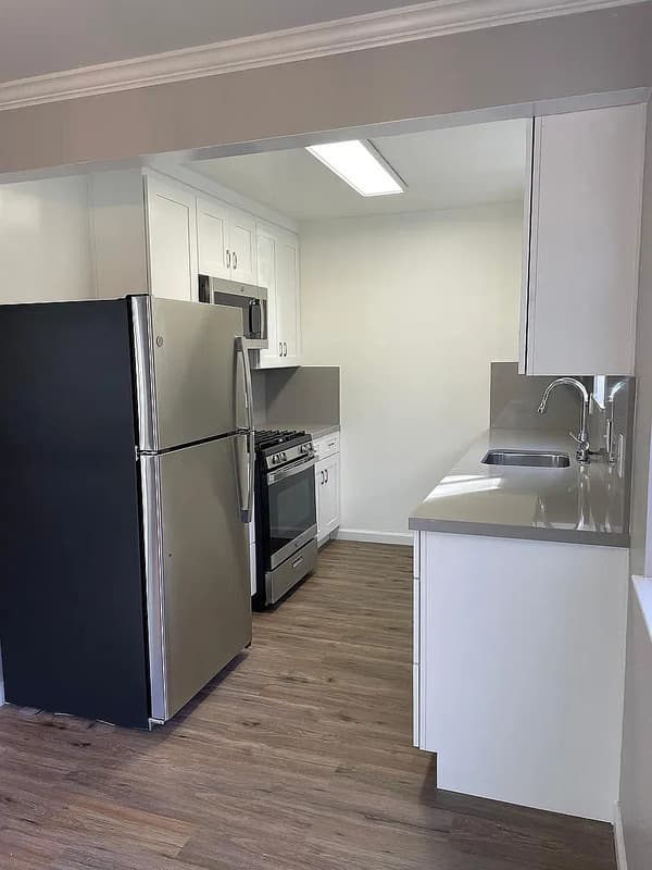 San Carlos Condo: 366 Caprino Way