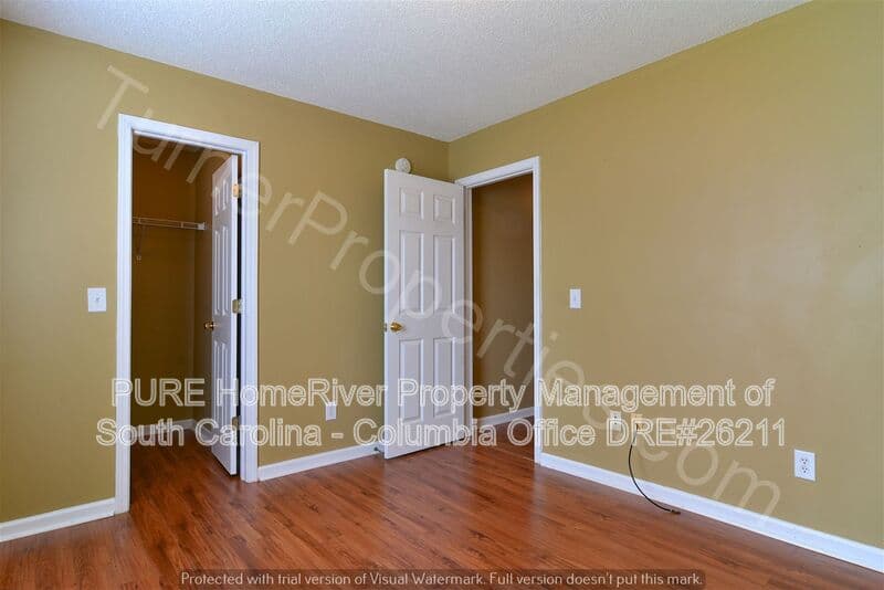 Hopkins House: 129 Alexander Pointe Dr