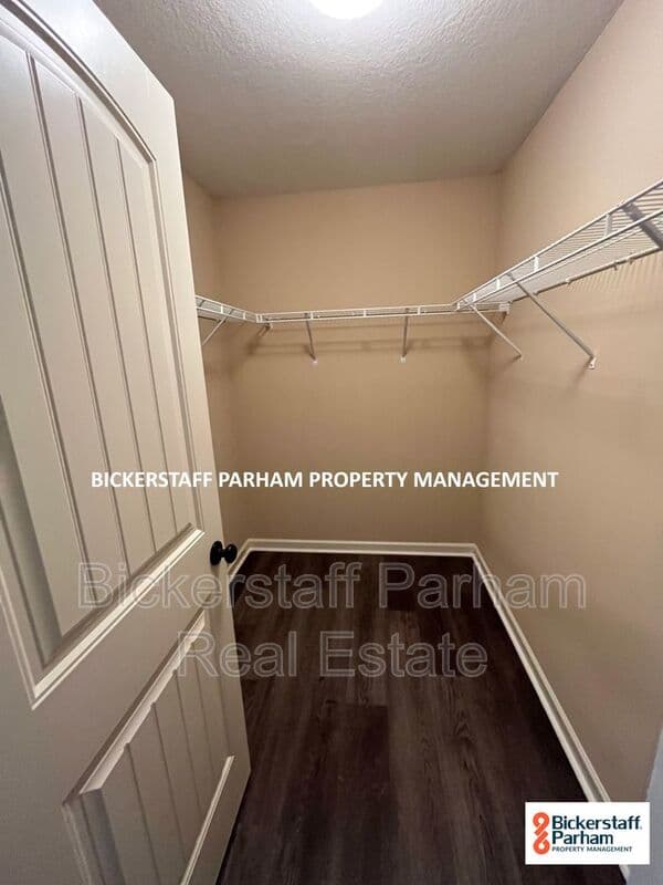 Fortson House: 9468 Forest Crown Drive