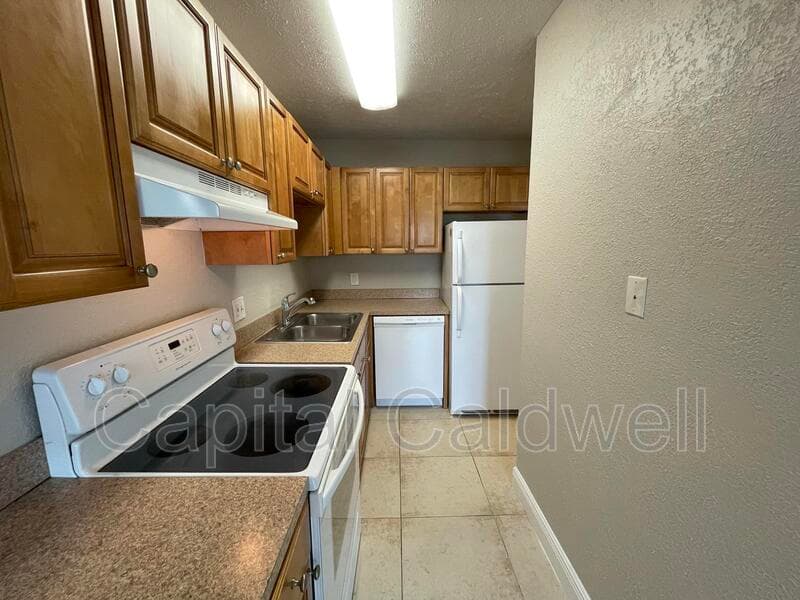 Tampa Condo: 13686 Orange Sunset Dr
