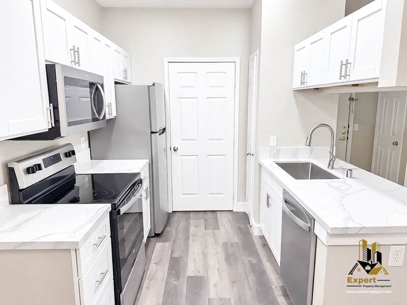 Roseville Condo: 701 Gibson Drive