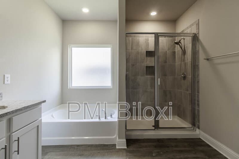 Ocean Springs House: 1208 Carraway Cove