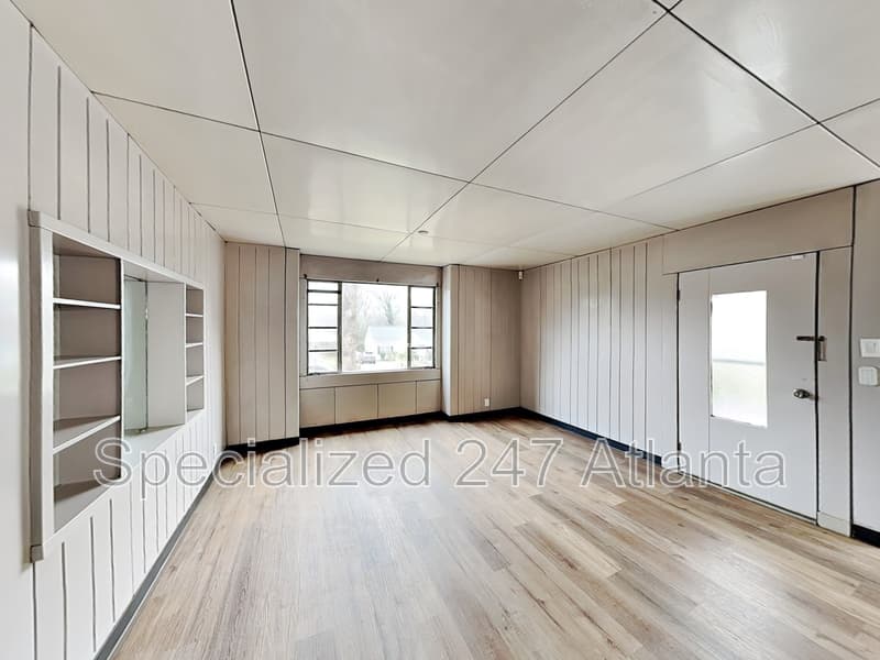 Atlanta House: 832 Burchill St SW