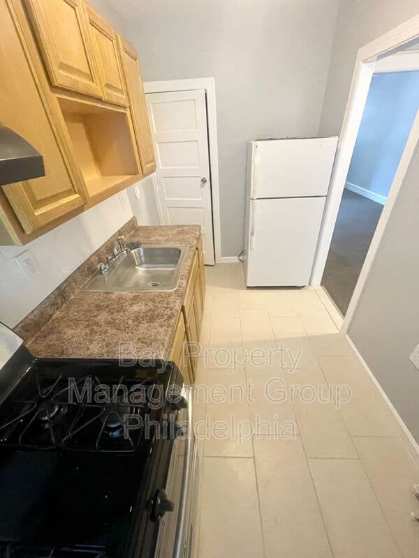 Philadelphia House: 5029 N Franklin St