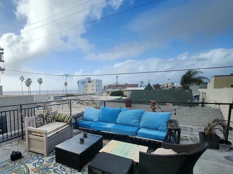 Venice Condo: 21 Westminster Avenue - 201
