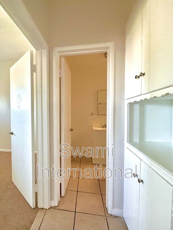 Gardena Condo: 1661 W. 182nd Street