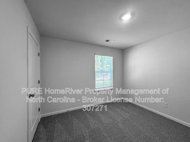 Winston Salem House: 4847 Mount Hope Dr