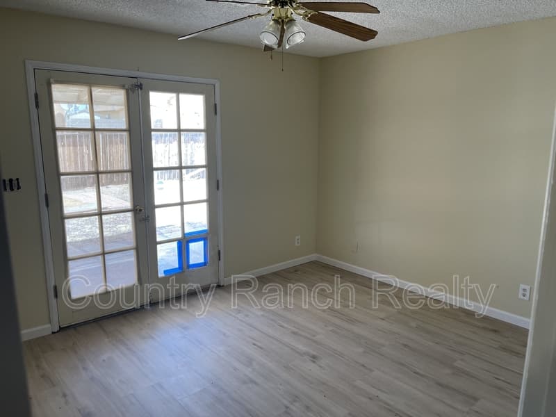 Fort Mohave House: 4274 El Toro Drive