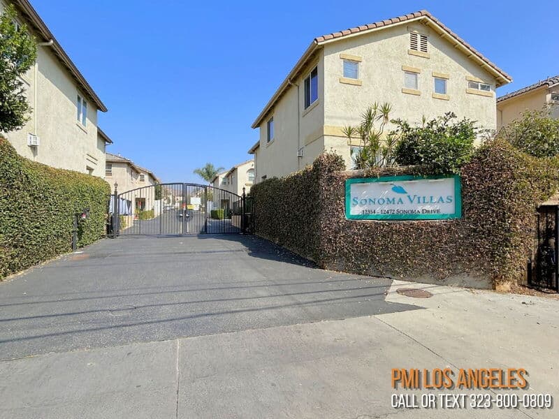 Pacoima House: 12445 Sonoma Drive