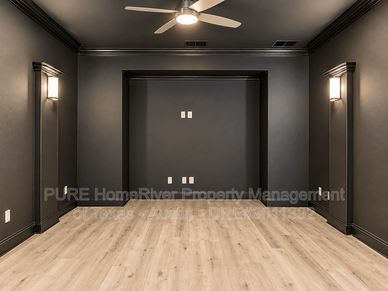 Leander House: 2416 Belen Dr