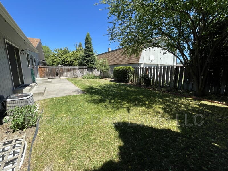 Spokane Condo: 9514 North Howard Street