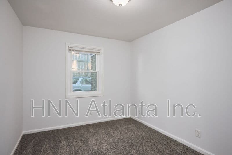 Atlanta Condo: 2157 Lenox Rd, NE