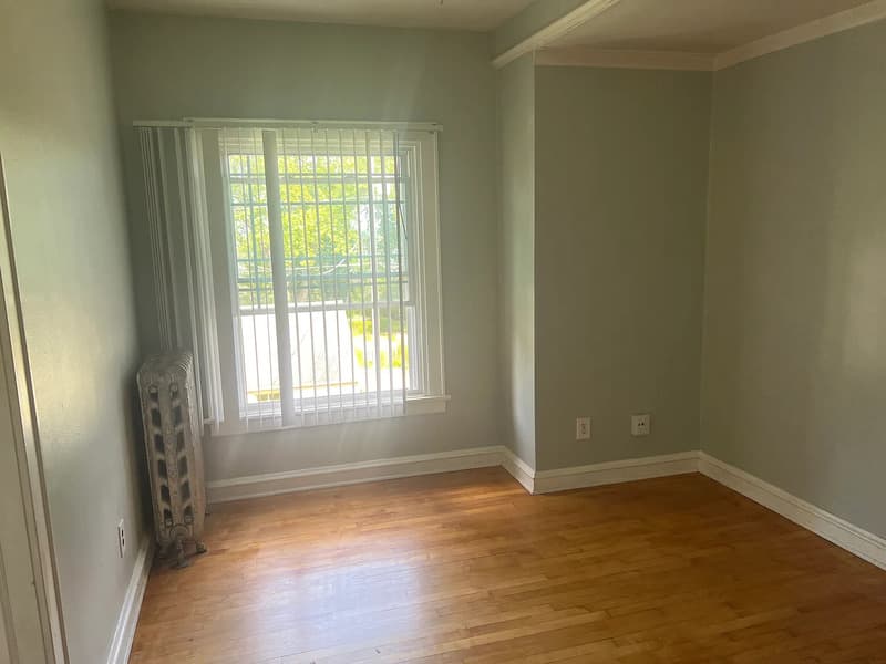 West Bend Condo: 147 South 8th Avenue - 4