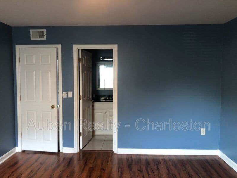 Charleston Condo: 1402 Camp Rd