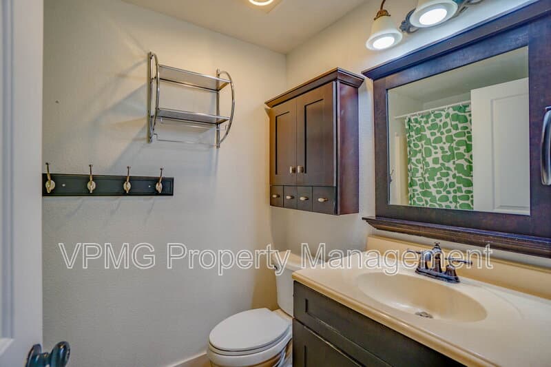 Vancouver House: 9600 NE 132nd Ave